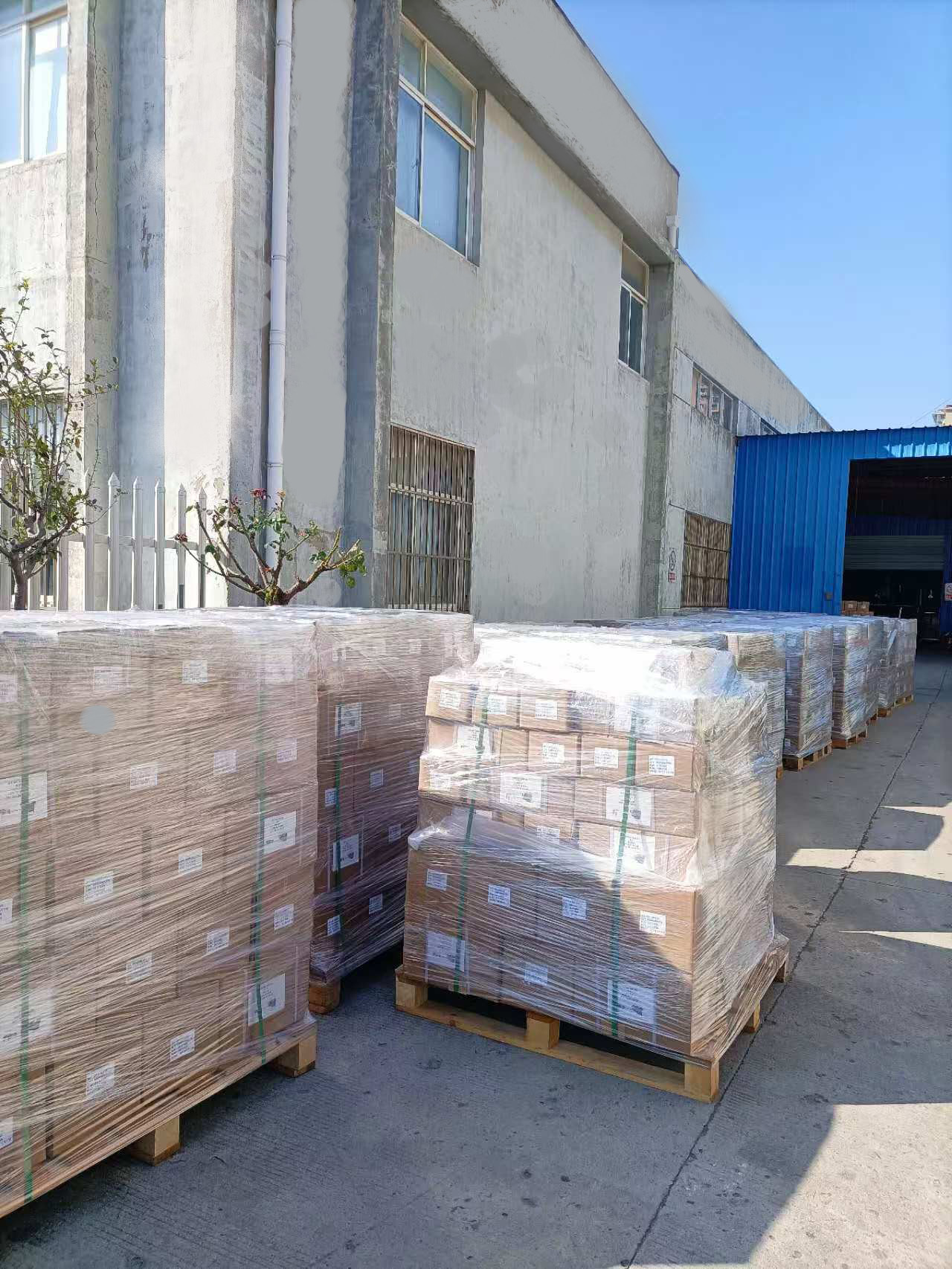 Çox sayda bitmiş kollar göndərilir